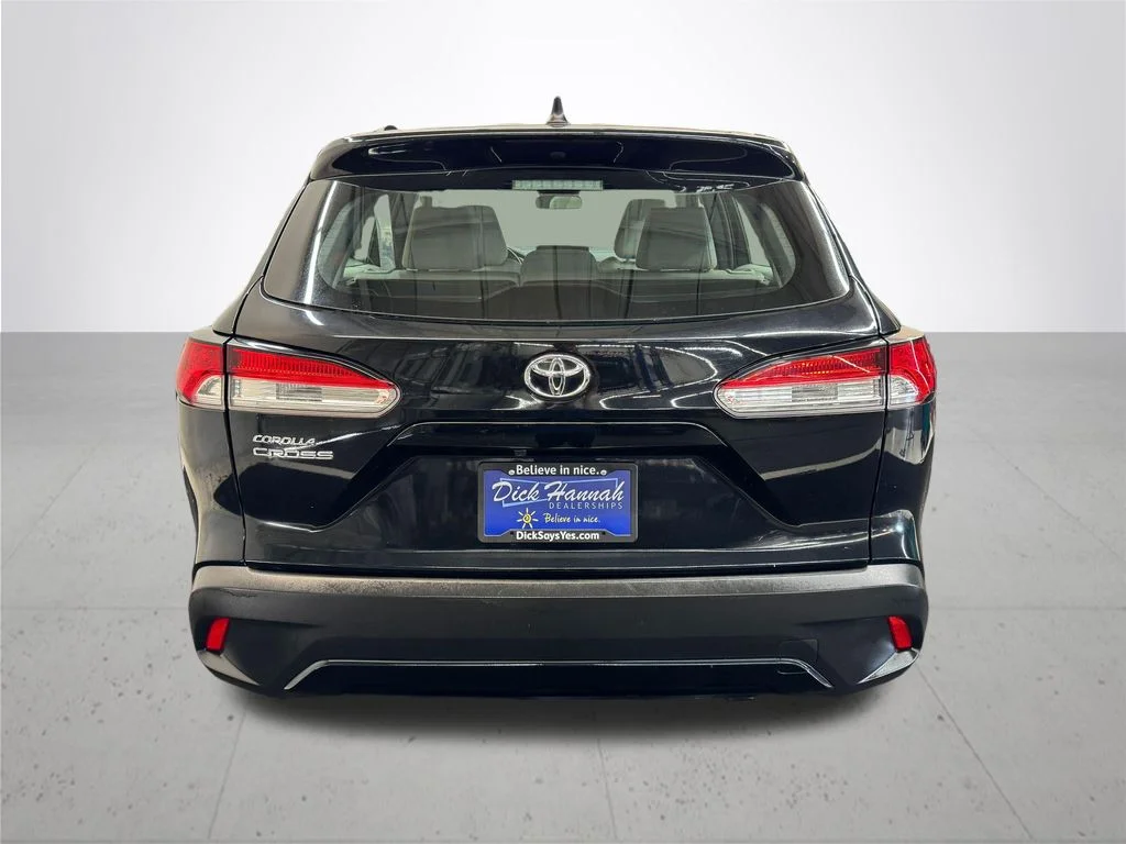 Used 2024 Black Toyota L image 5