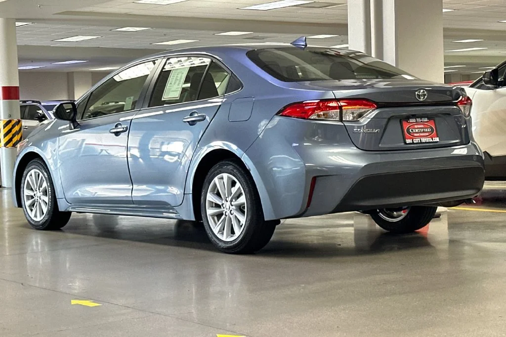 Certified Used 2026  Toyota LE image 6