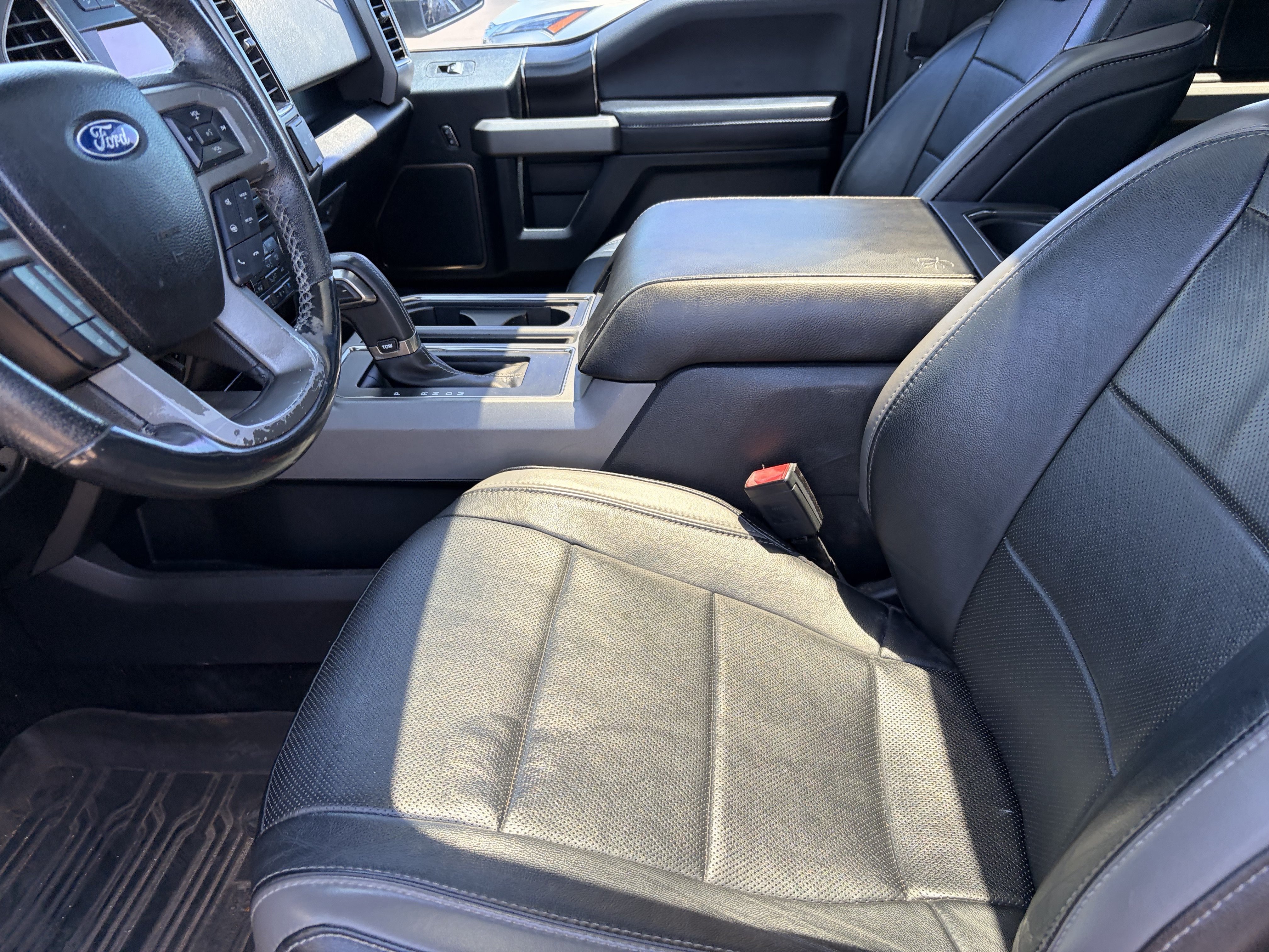 Used 2018 Oxford White Ford Raptor image 9
