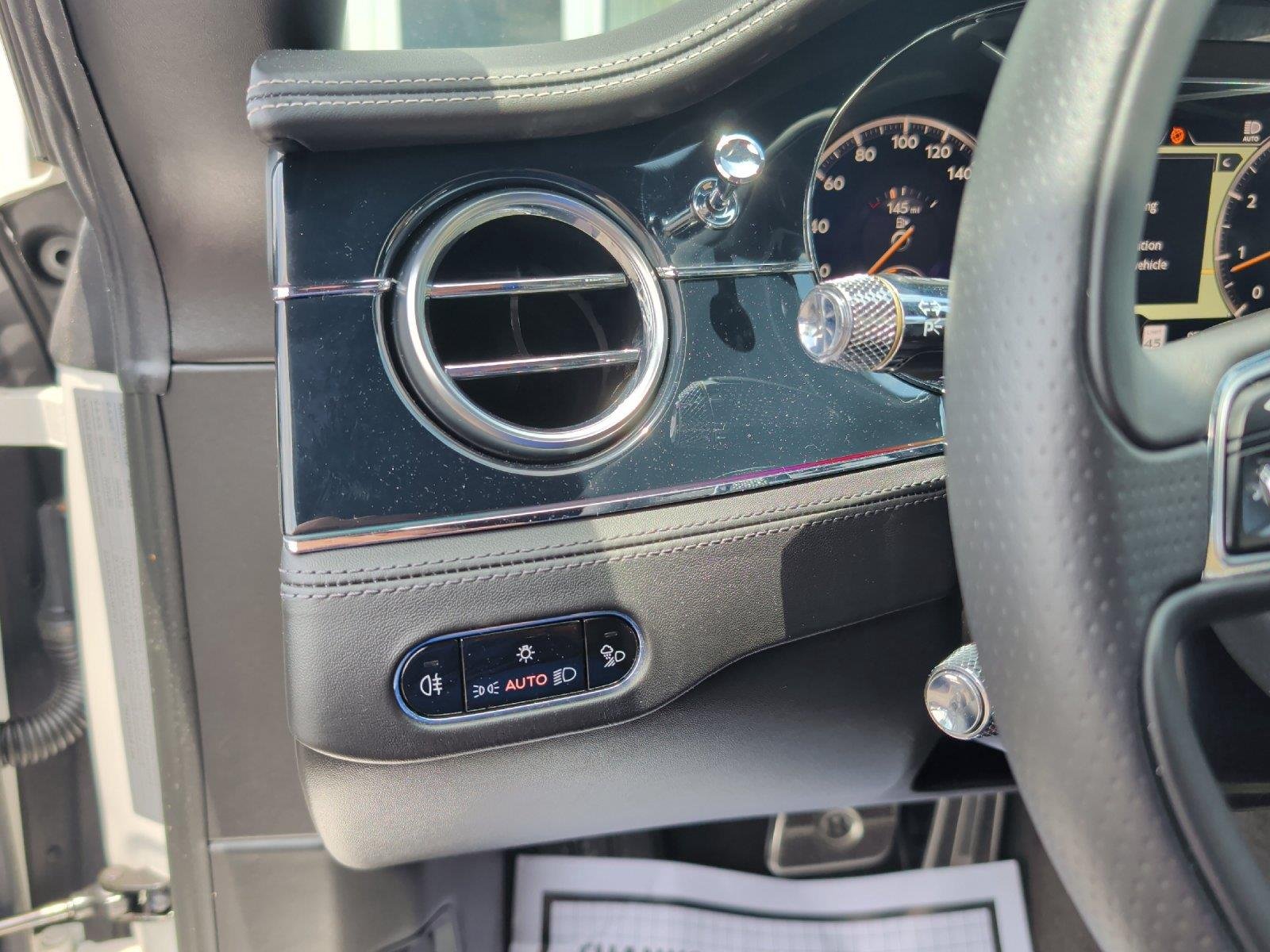 Used 2020 Glacier White Bentley GT First Edition image 25