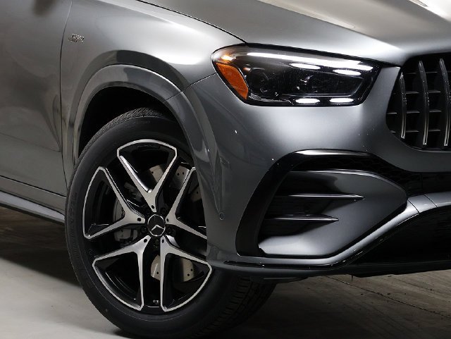 2026 Mercedes-Benz GLE AMG GLE 53 - Photo 35