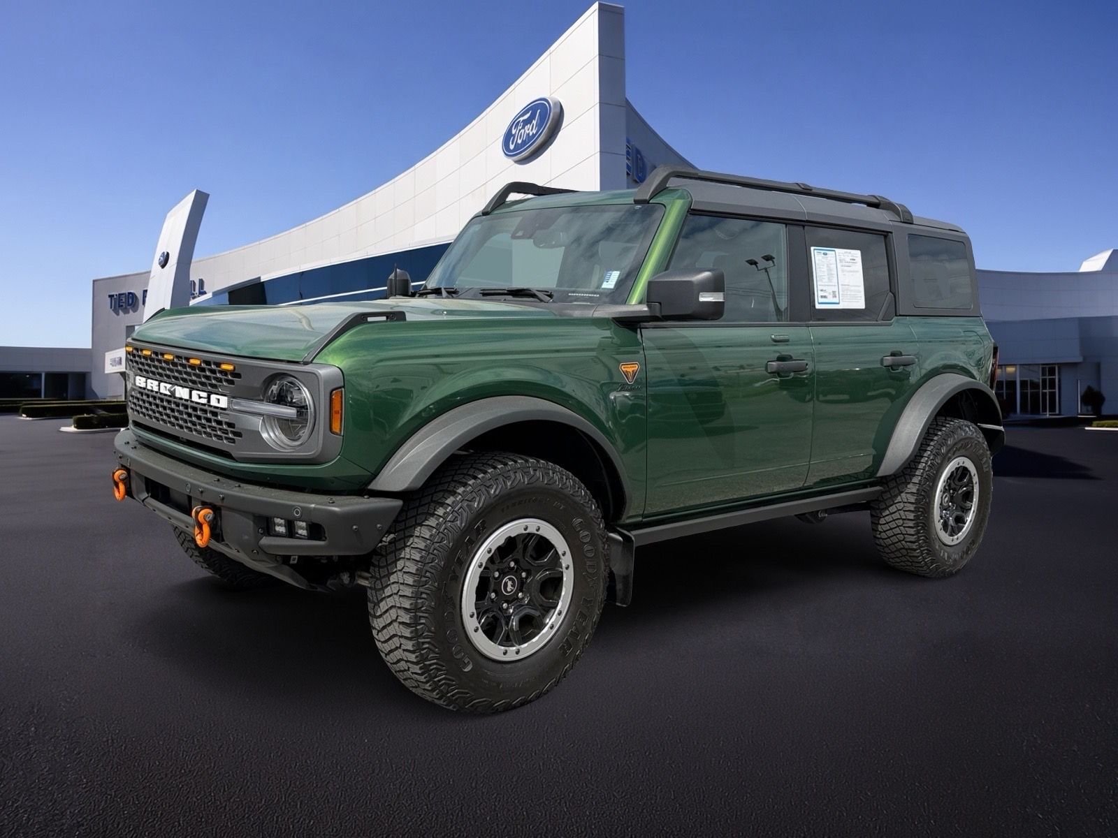2023 Ford Bronco 4-Door Badlands