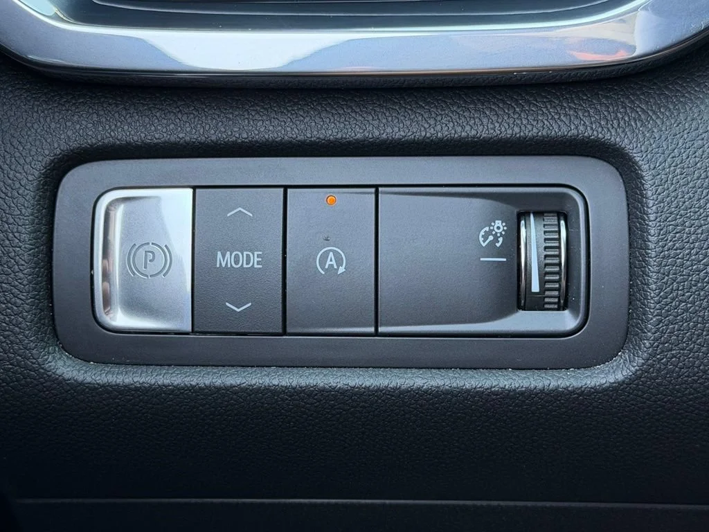 New 2026 Ebony Twilight Metallic GMC Elevation image 10
