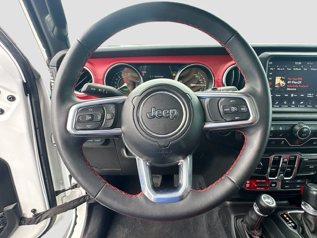 Used 2023 White Jeep Rubicon 20th Anniversary Edition 4xe image 12
