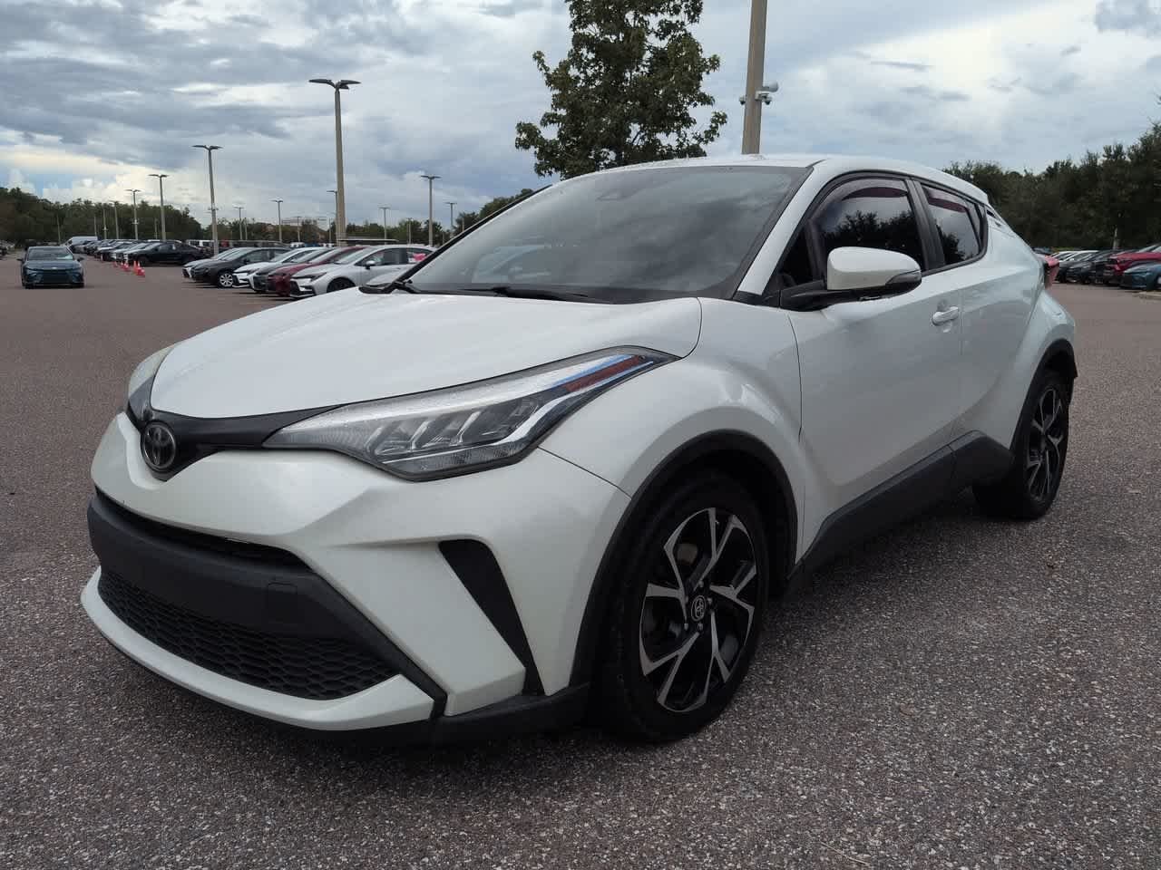 Used 2021 Blizzard Pearl Toyota XLE image 2