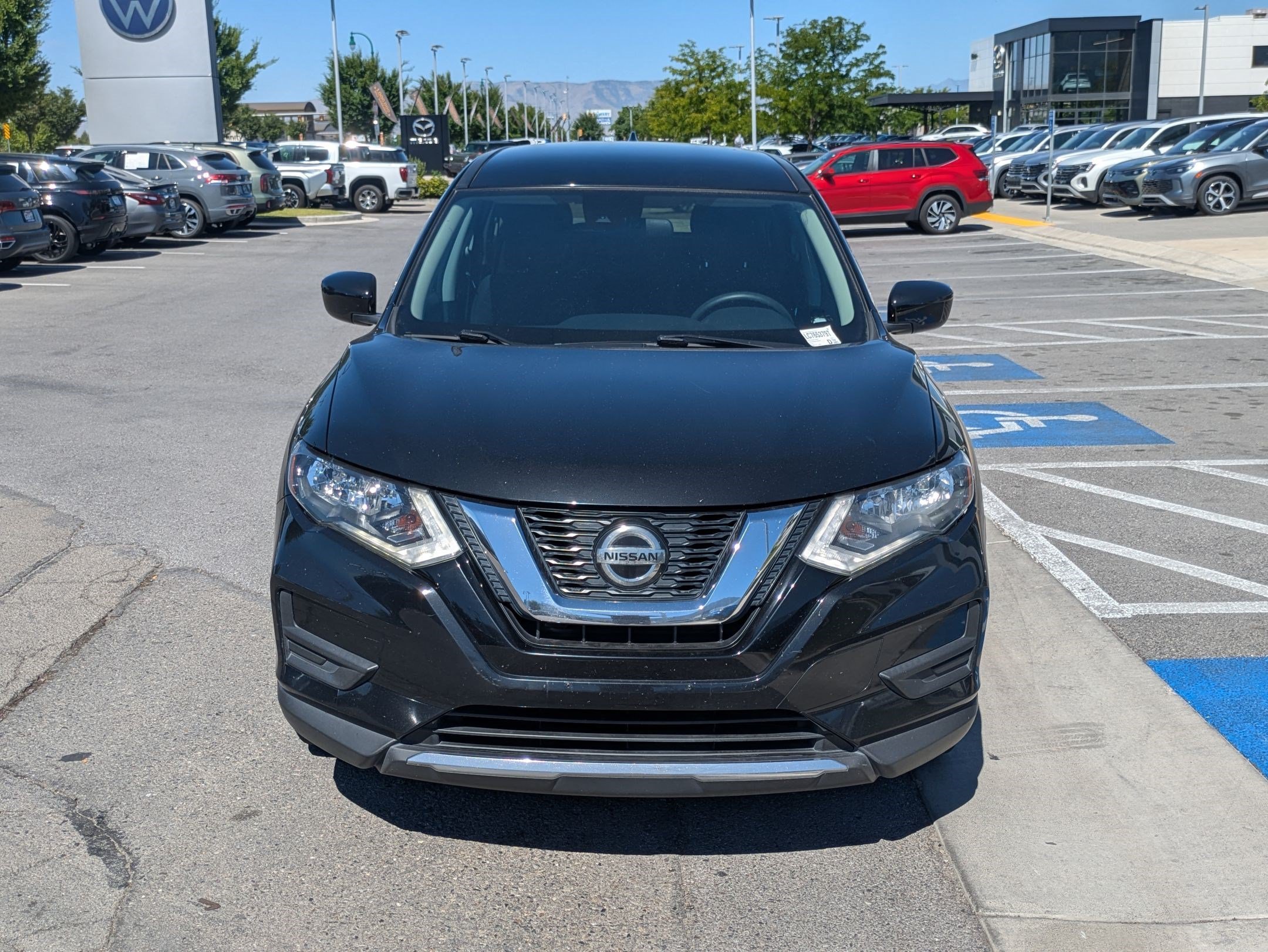 Used 2020 Magnetic Black Pearl Nissan S image 8