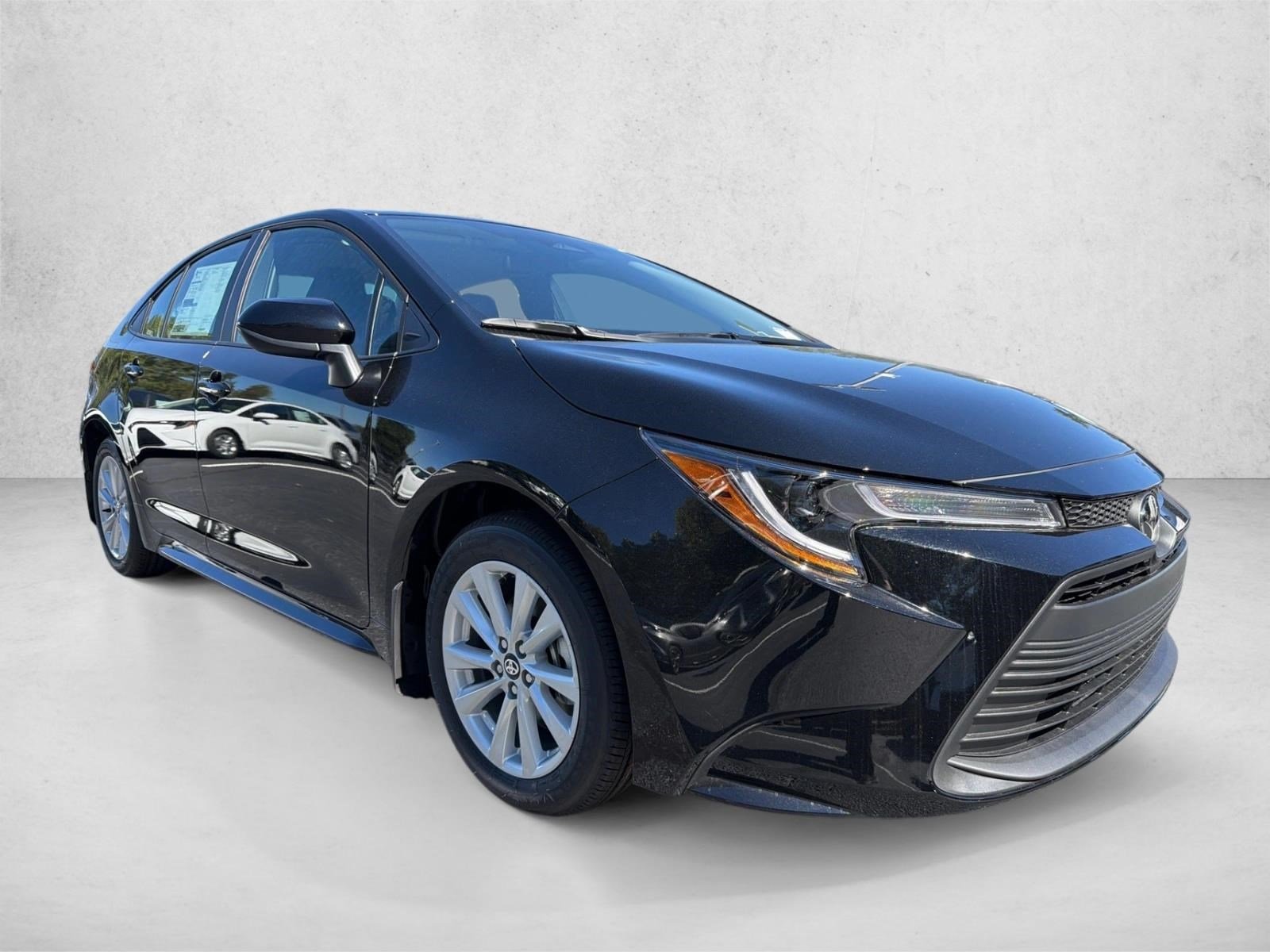 New 2027 Inked Toyota LE image 1