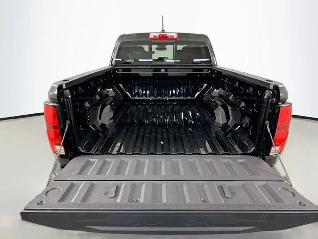 New 2026 Black Chevrolet Z71 image 27