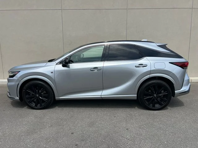 Used 2023 Iridium Lexus 500h F SPORT Performance image 4