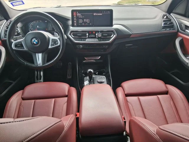 Used 2022 Black BMW sDrive30i image 11