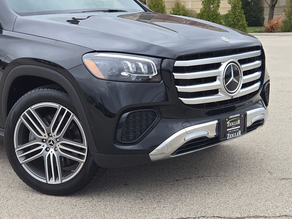 Used 2025  Mercedes-Benz GLS 450 image 2
