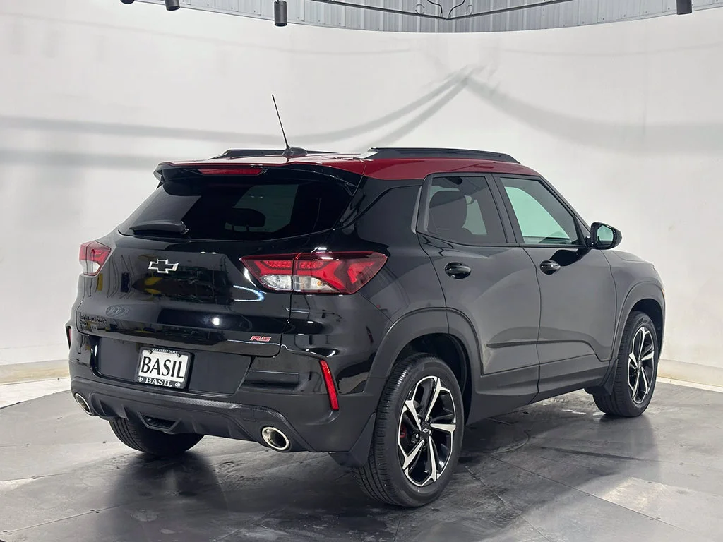 Used 2021 MOSAIC BLACK METALLIC Chevrolet RS image 11