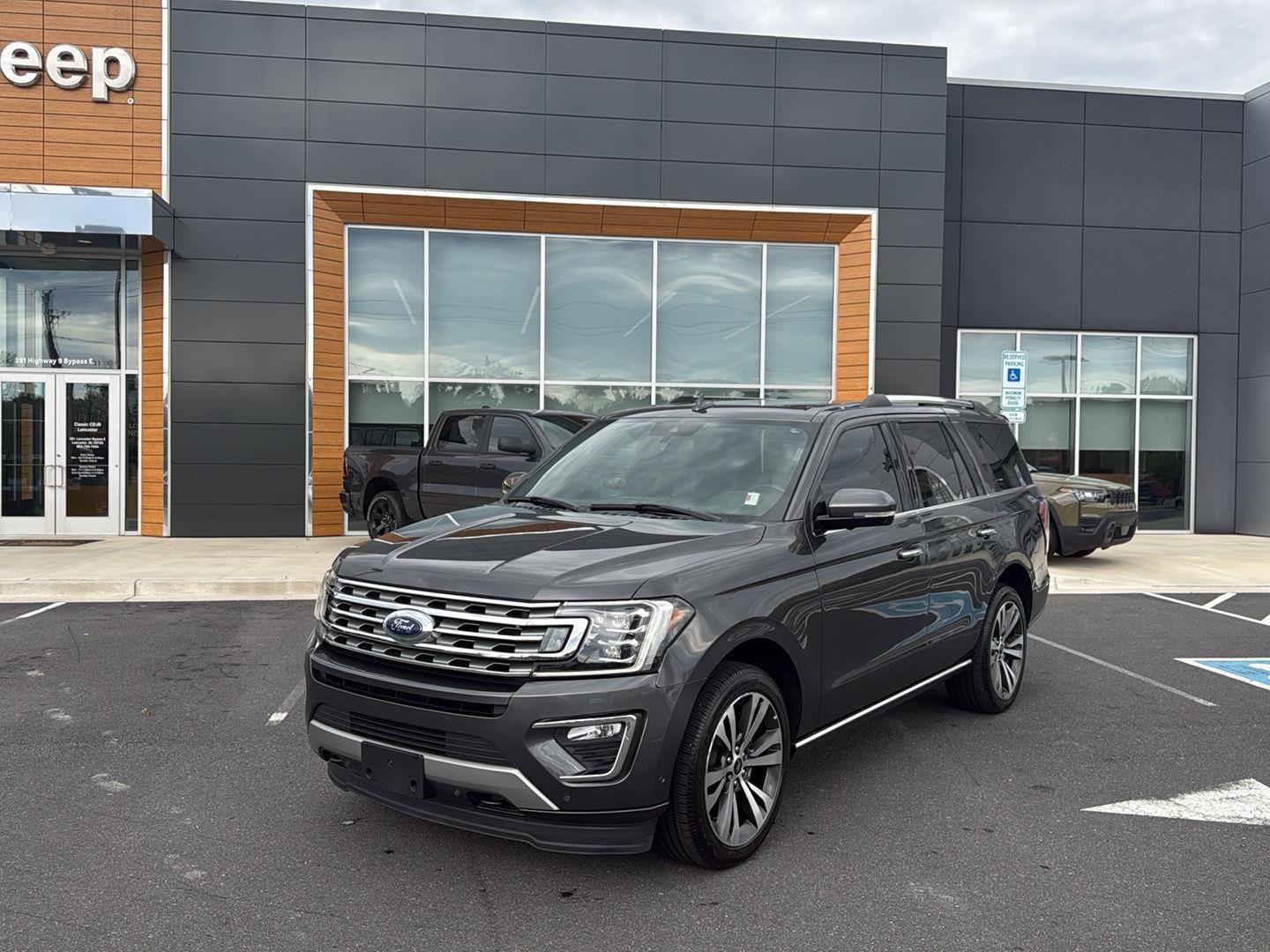 Used 2020 Magnetic Metallic Ford Limited image 2