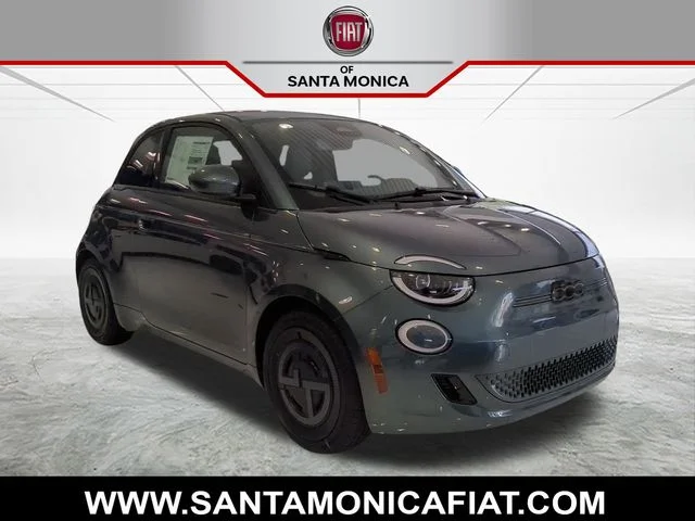2025 FIAT 500e Giorgio Armani's photo