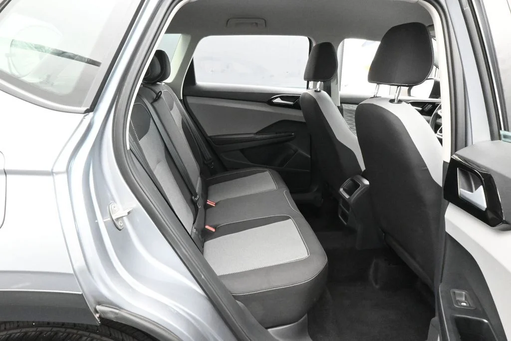 Used 2024 Silver Volkswagen 1.5T S image 31
