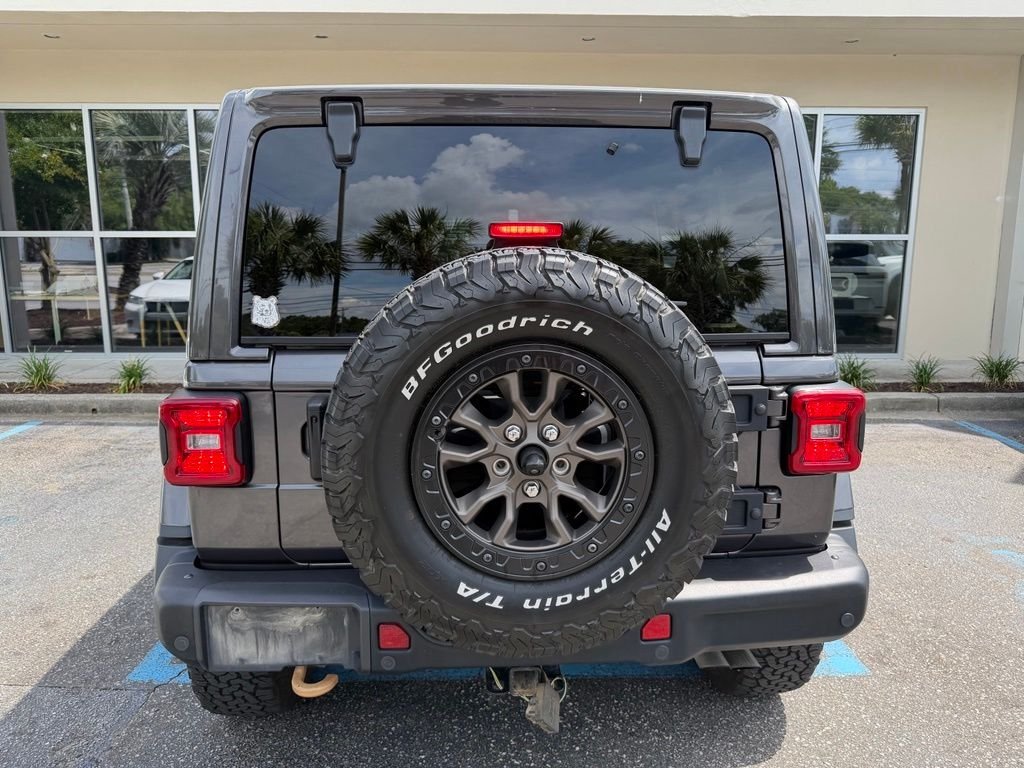 Used 2021 Gray Jeep Unlimited Rubicon 392 image 4