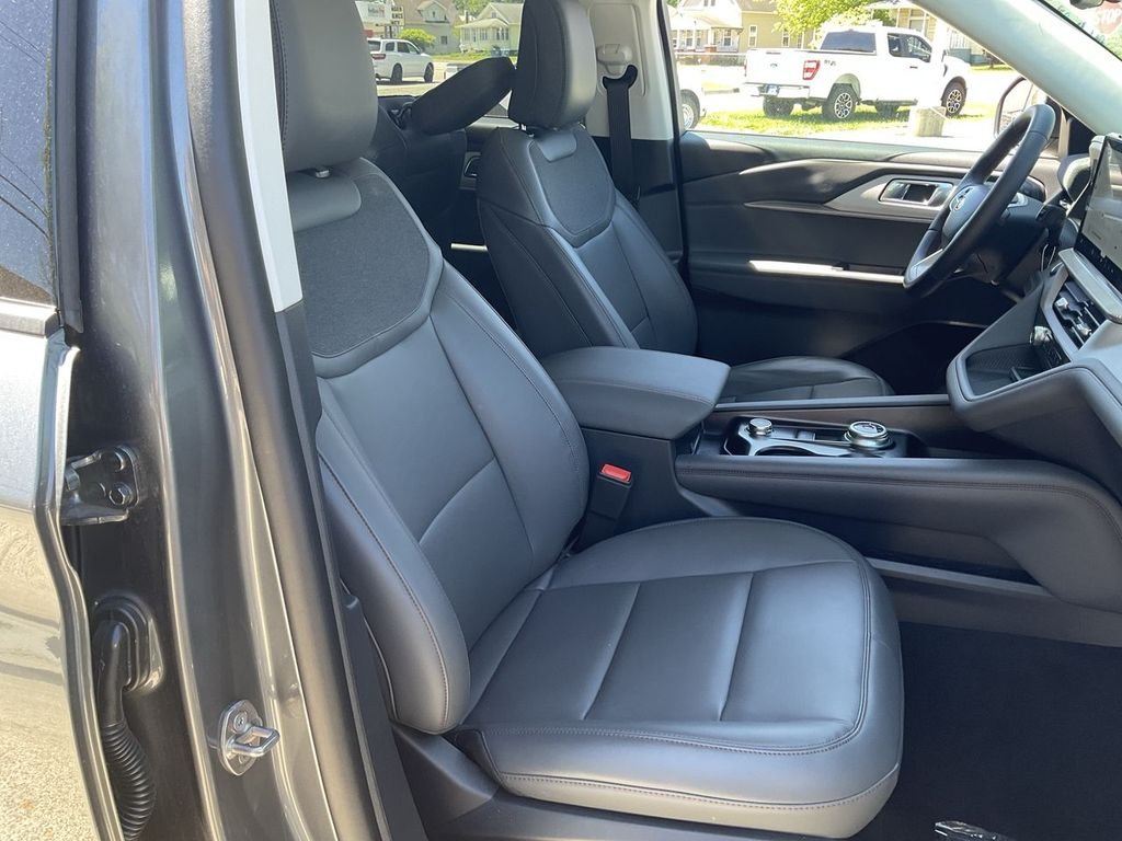2026 Ford Explorer Active - Photo 25