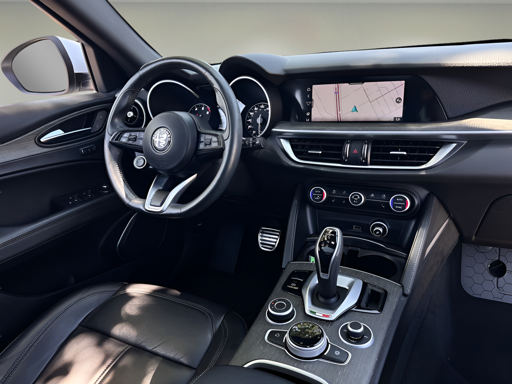 Used 2023 White Alfa Romeo Ti image 10