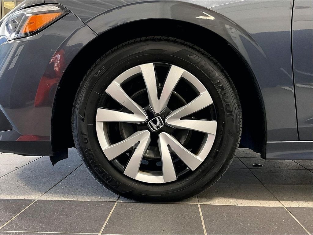 Used 2023 Gray Honda LX image 7