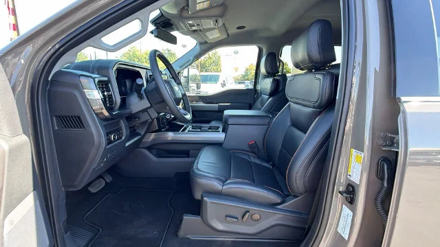 2026 Ford F-350 Super Duty Lariat - Photo 36
