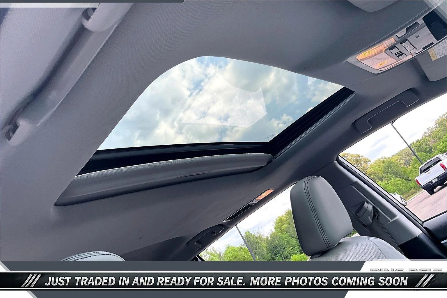 Used 2017 Predawn Gray Mica Toyota Limited image 16