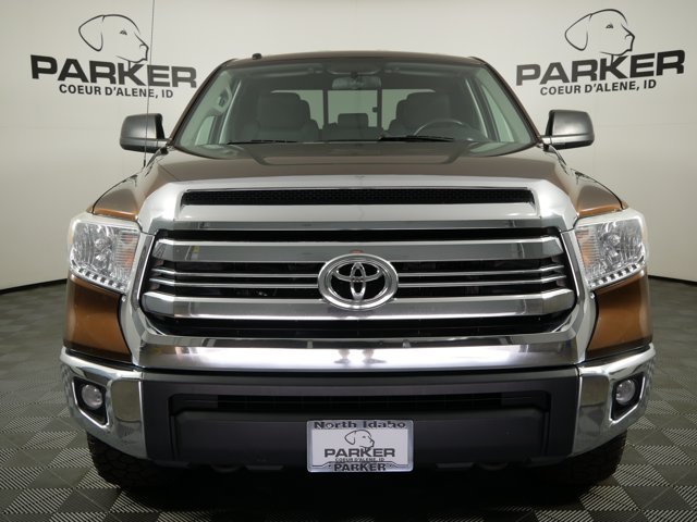 Used 2017 Sunset Bronze Mica Toyota Double Cab SR5 w/ TRD Off-Road Pkg image 3