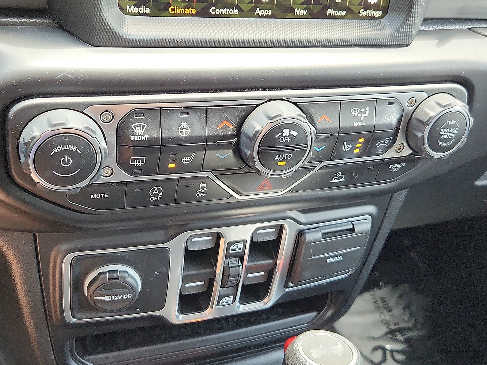 Used 2022 Hydro Blue Pearlcoat - PBJ Jeep Sahara 4x4 image 15