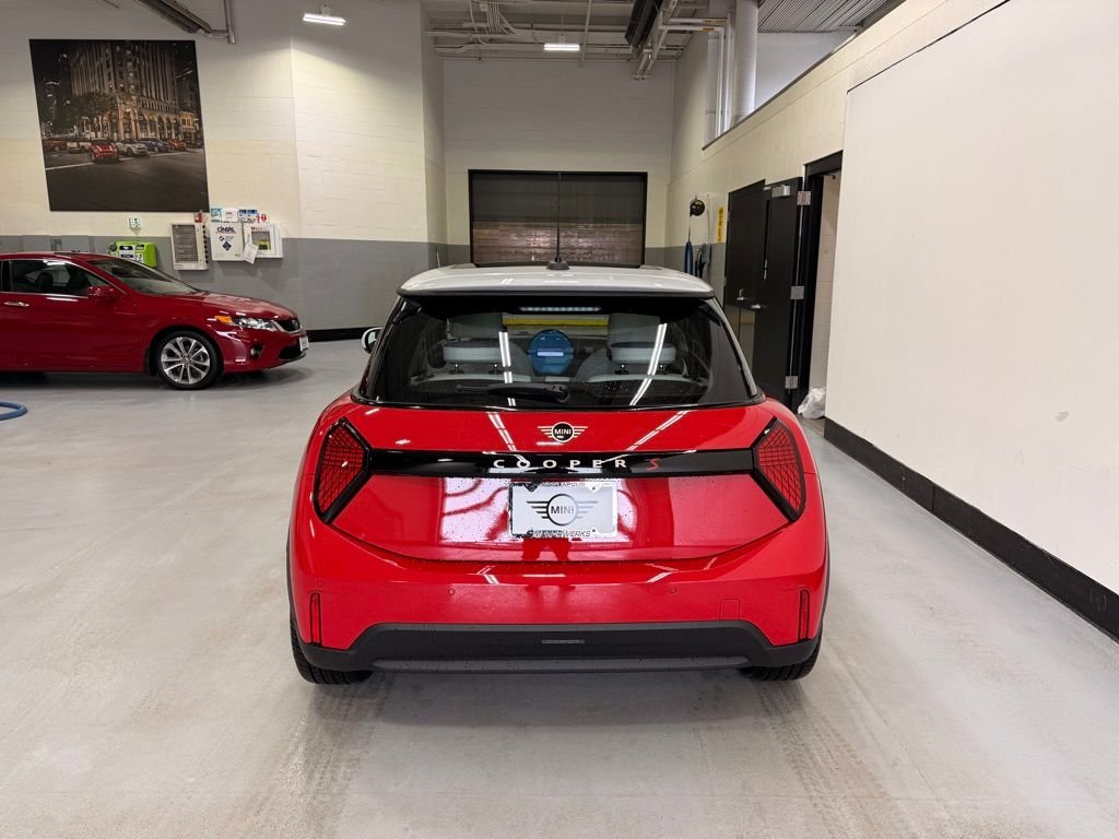 New 2026 Chili Red II MINI  image 6