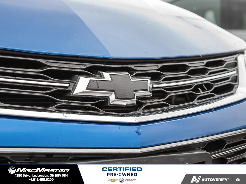 Certified Used 2018  Chevrolet Premier Auto image 12