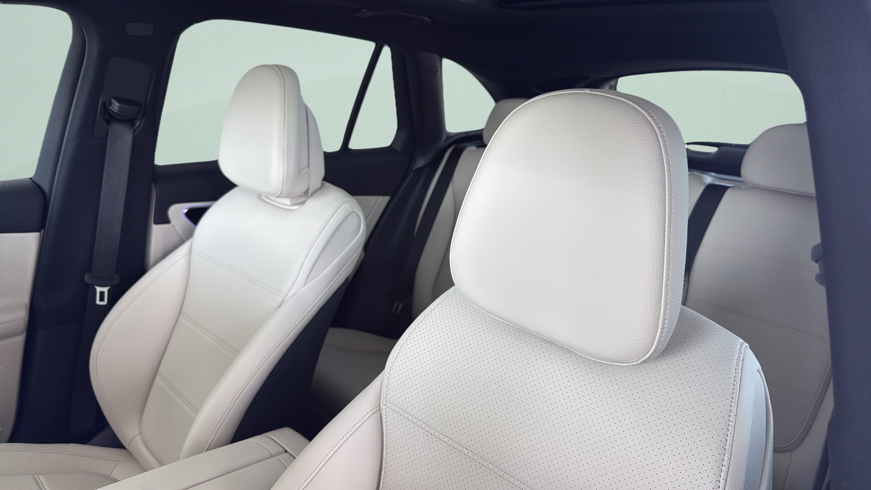 New 2026 Cirrus Silver Metallic Mercedes-Benz GLC 300 image 22