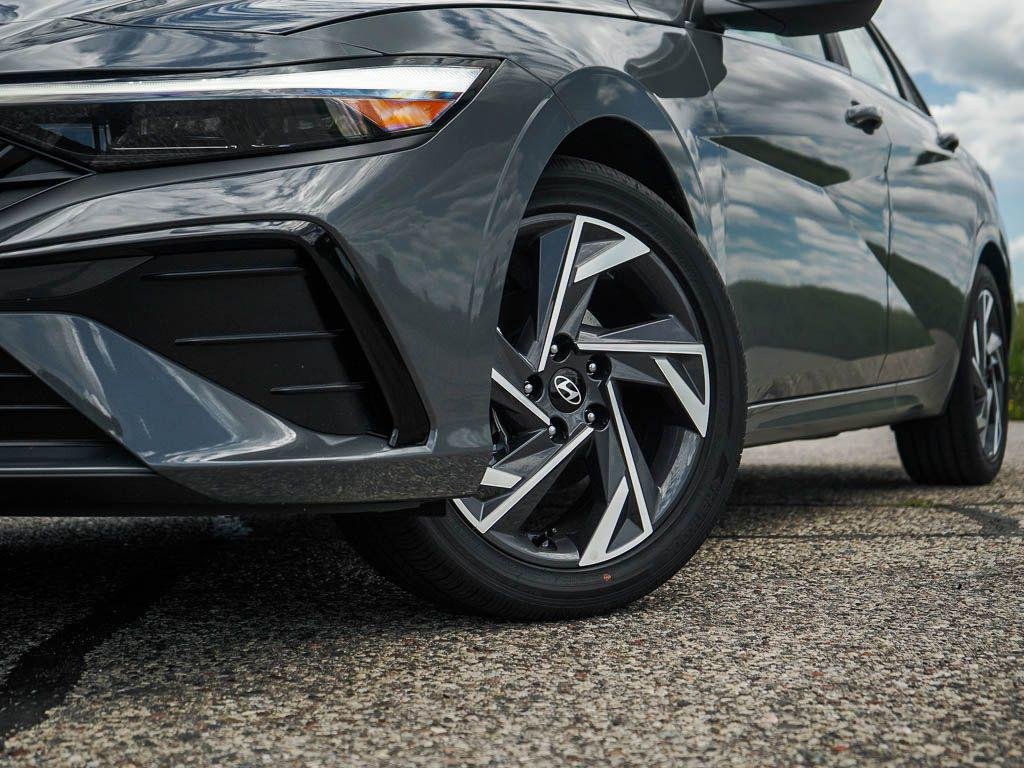 New 2026 Ecotronic Gray Hyundai Limited Sedan FWD image 30