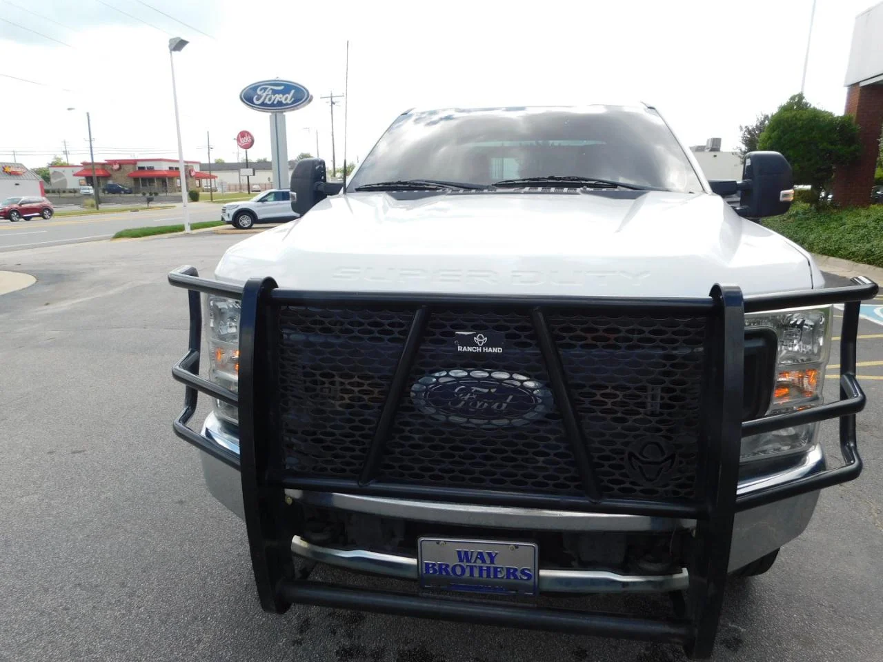 Used 2022 White Ford XL 4WD Crew Cab 6.75 ft Box image 3
