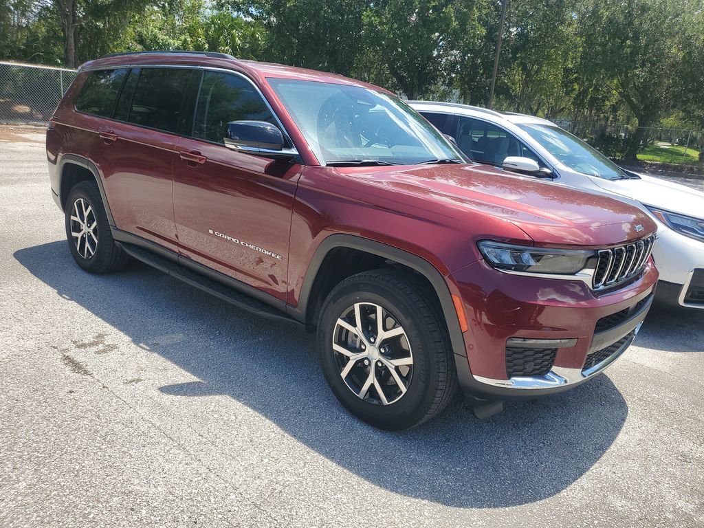 Used 2023 Red Jeep Limited image 2