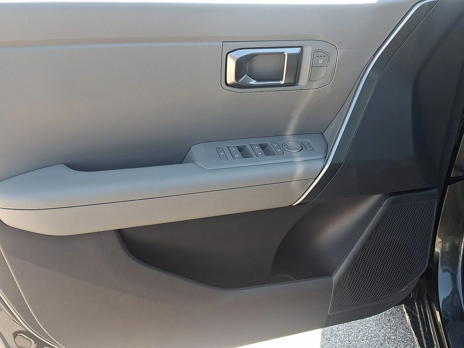 New 2027 Gray Kia S image 12