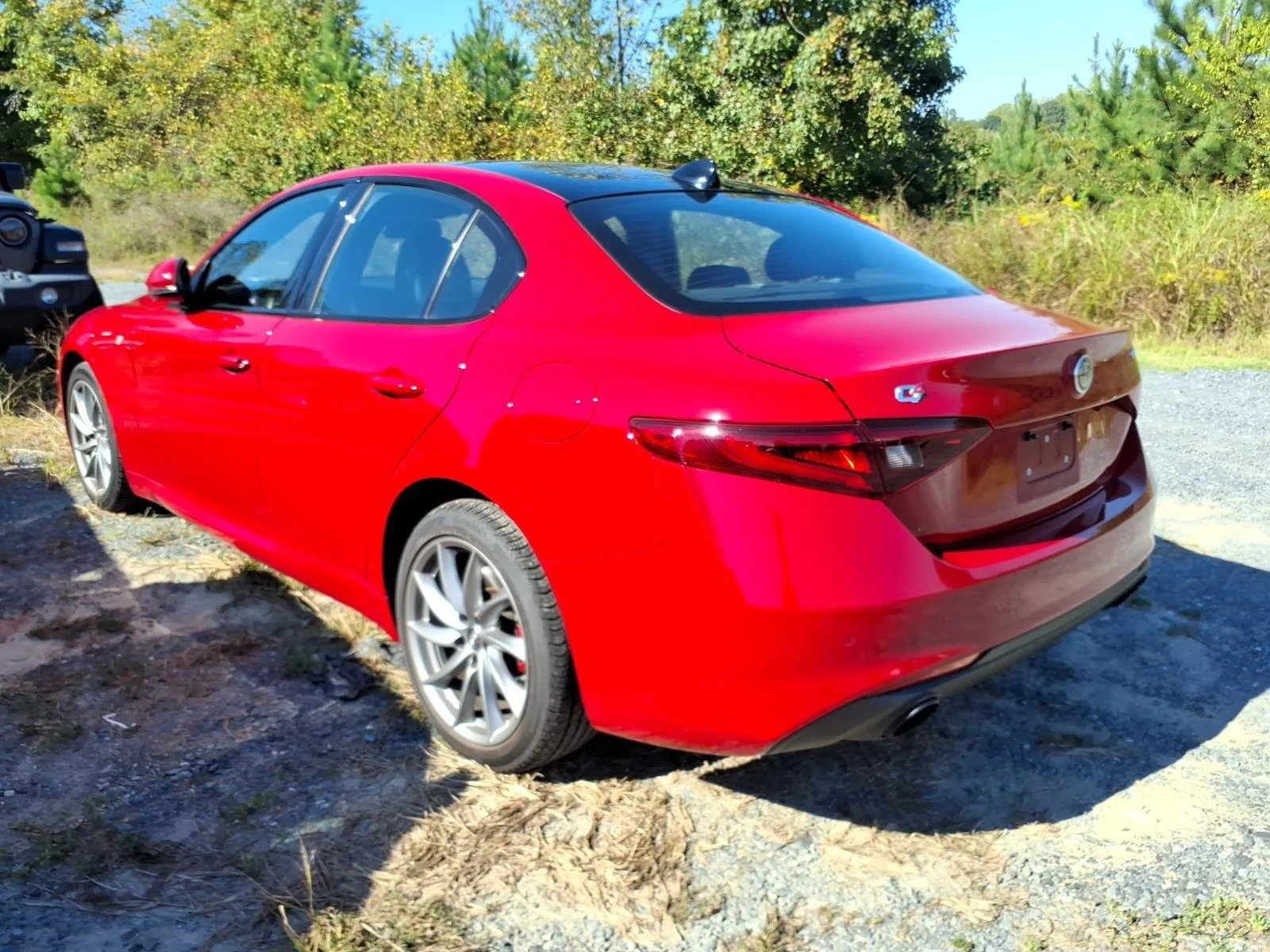 Used 2023 Alfa Rosso Alfa Romeo Ti image 14