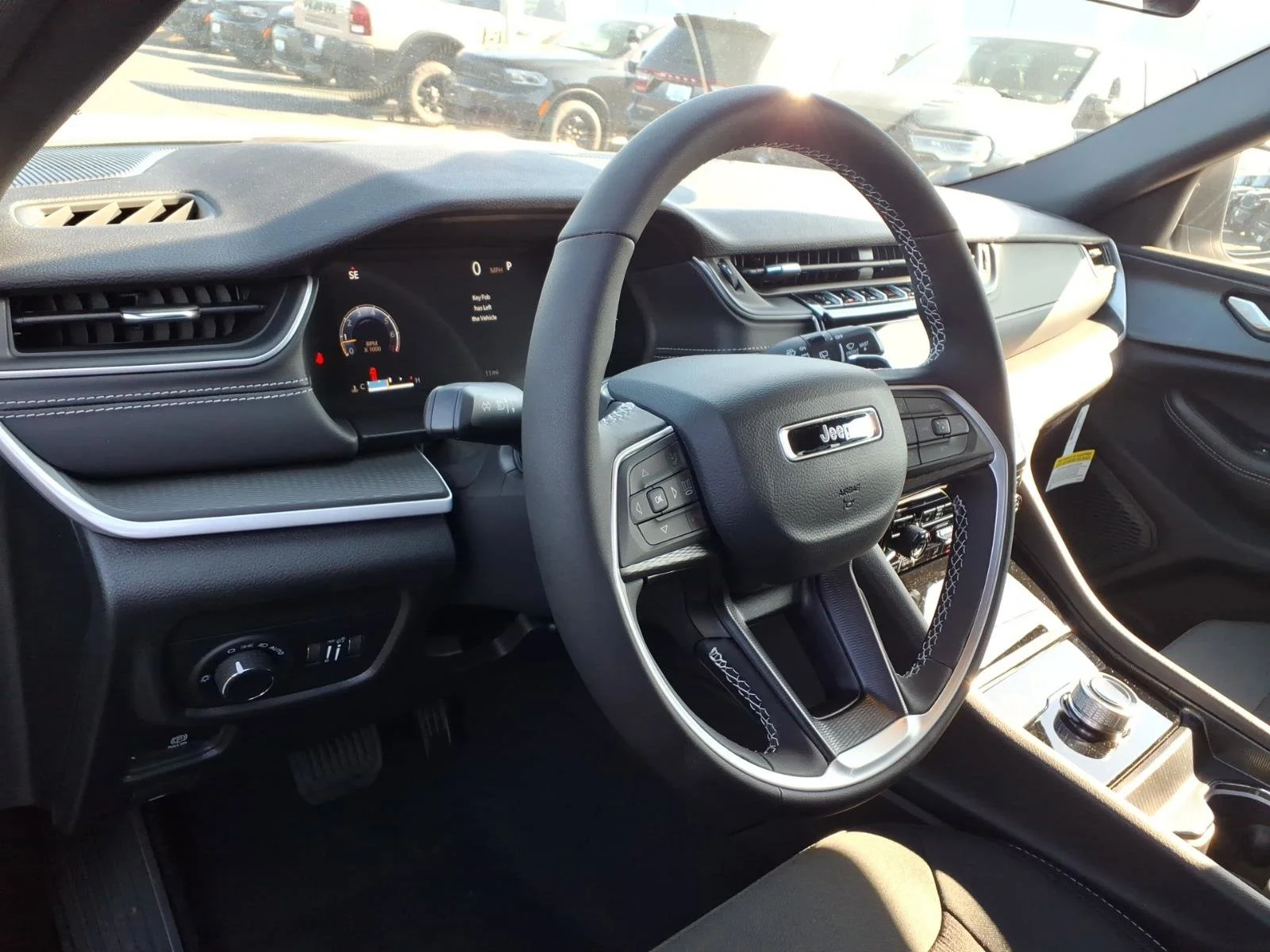 New 2026 Silver Zynith Exterior Paint Jeep Laredo image 6