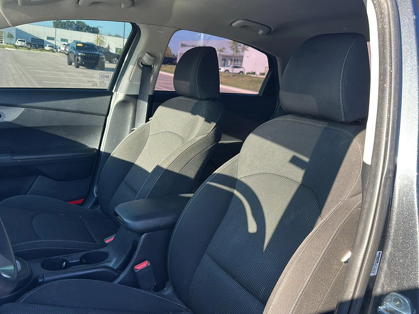Used 2020 Gravity Grey Kia LXS image 8