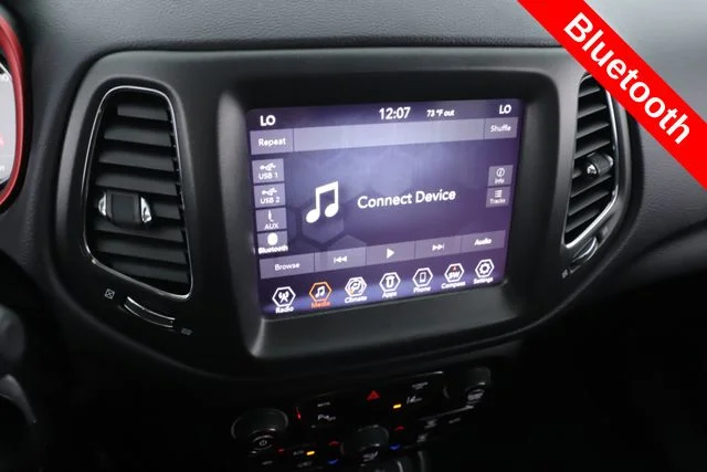 Used 2021 Blue Jeep Trailhawk image 3