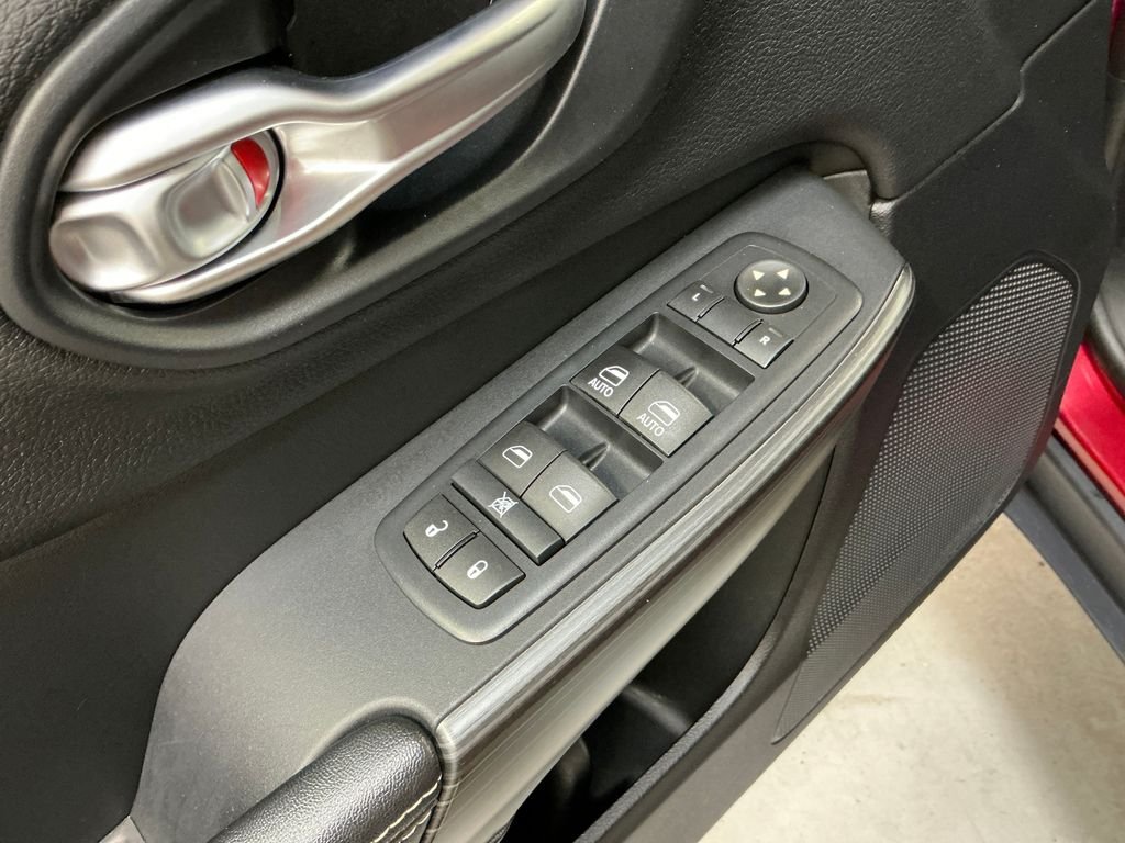 Used 2016 Red Jeep Limited image 16