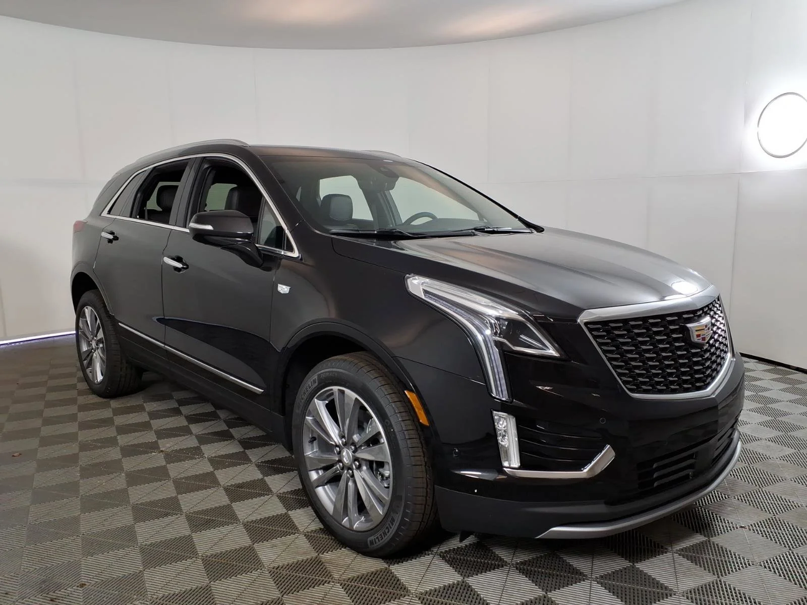2026 Cadillac XT5 AWD Premium Luxury's photo