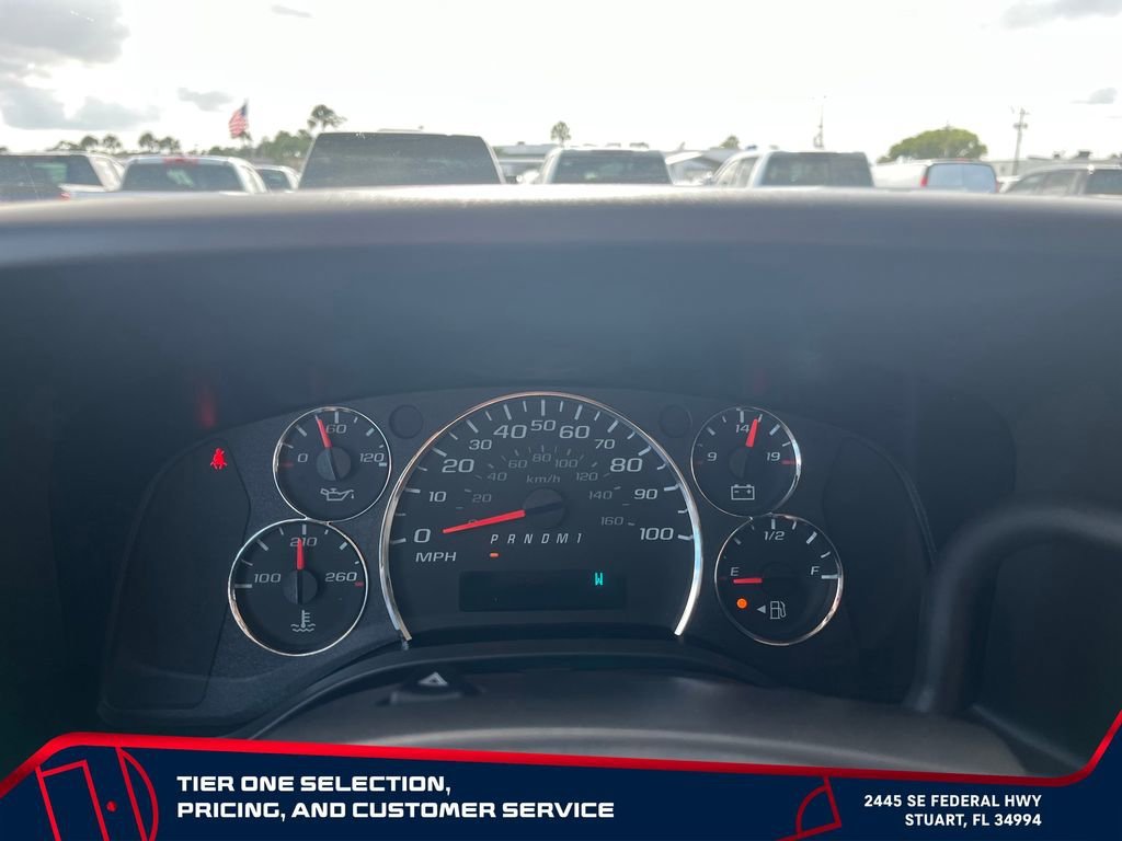 New 2026 Summit White GMC Work Van image 21