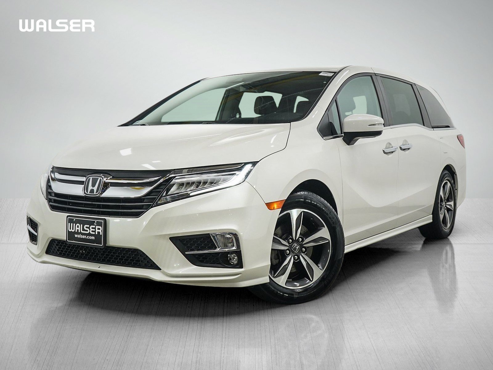 2019 Honda Odyssey Touring's photo