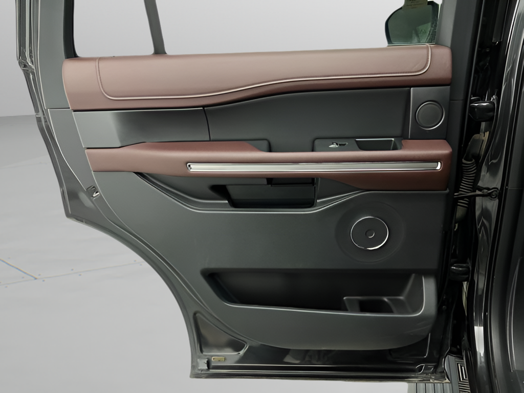 Used 2024 Gray Metallic Ford Limited image 32
