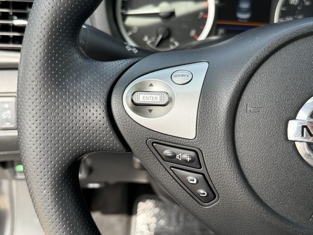 Used 2019 Gray Nissan S image 13