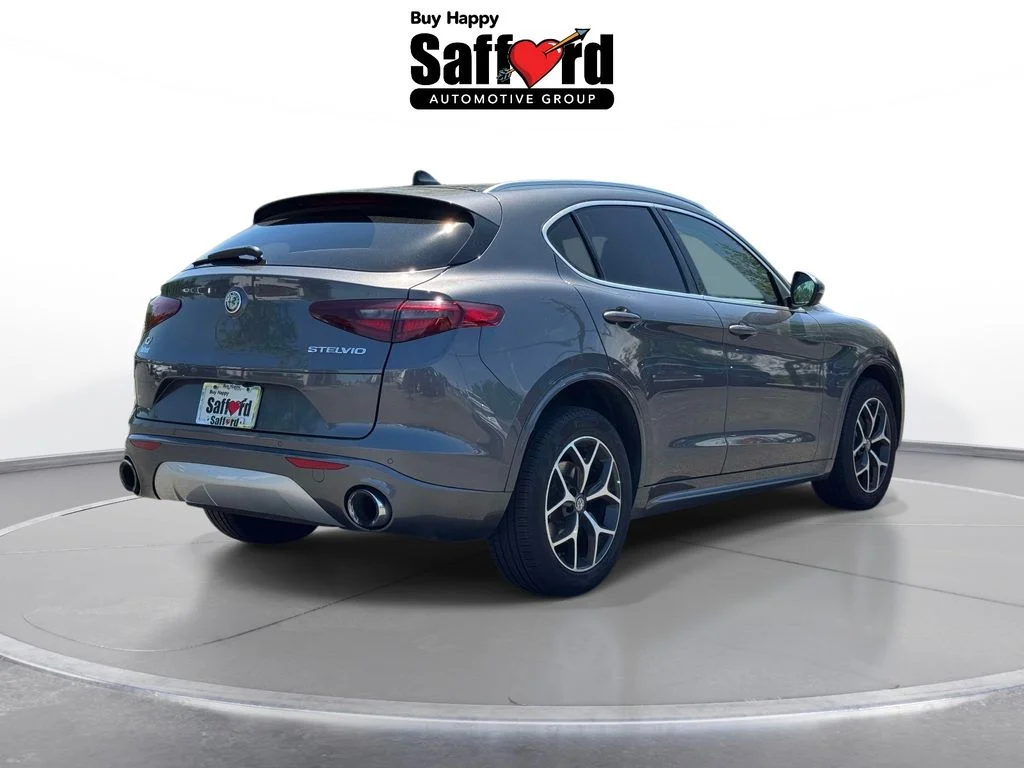 Used 2021 Gray Alfa Romeo Ti image 9