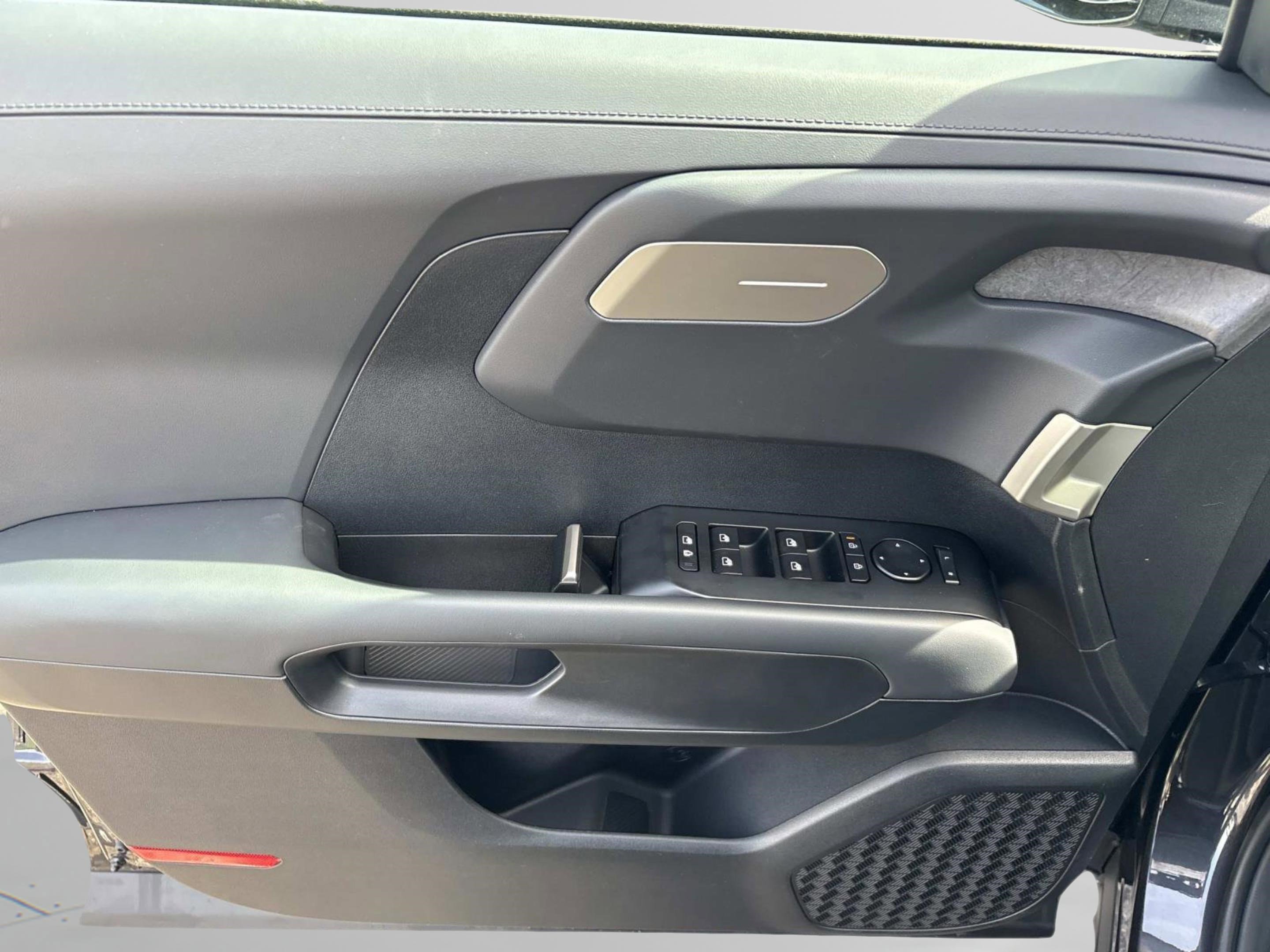 New 2027 Panthera Metal Kia LX image 19
