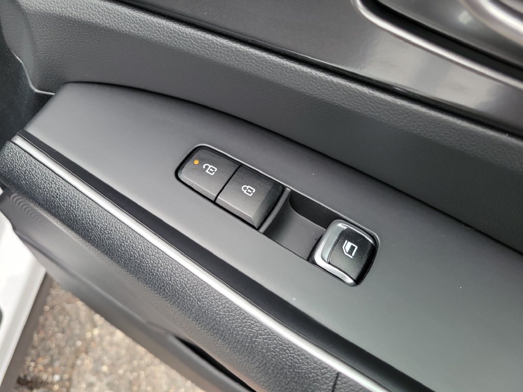Certified Used 2025 Glacial White Pearl Kia S image 10