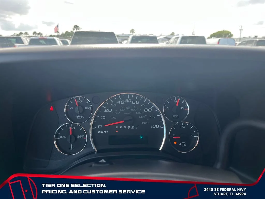 New 2026 Summit White GMC Work Van image 21