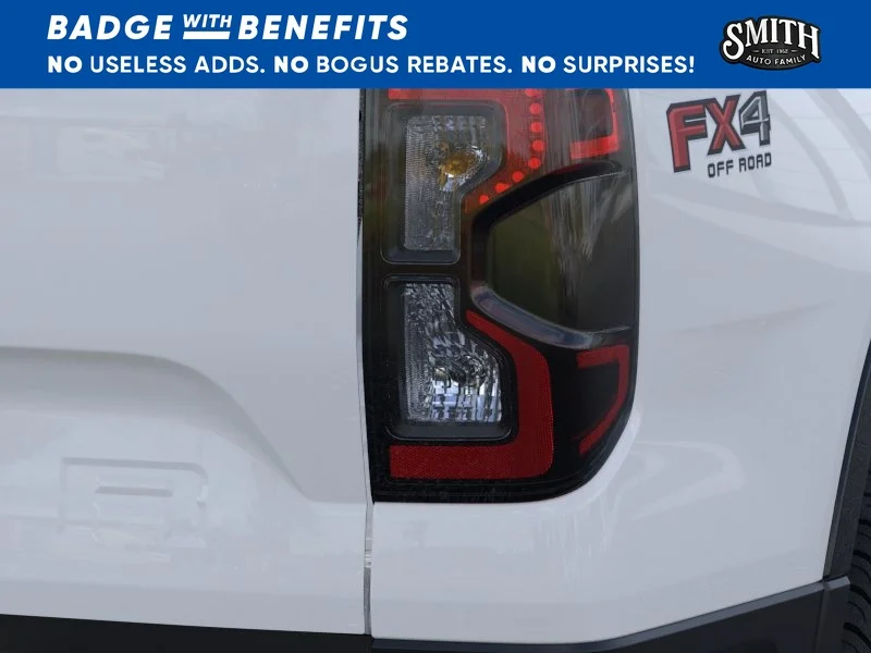New 2025 Oxford White Ford XLT image 22