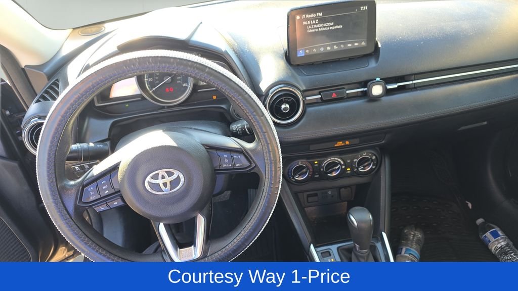 Used 2020 Gray Toyota LE image 12